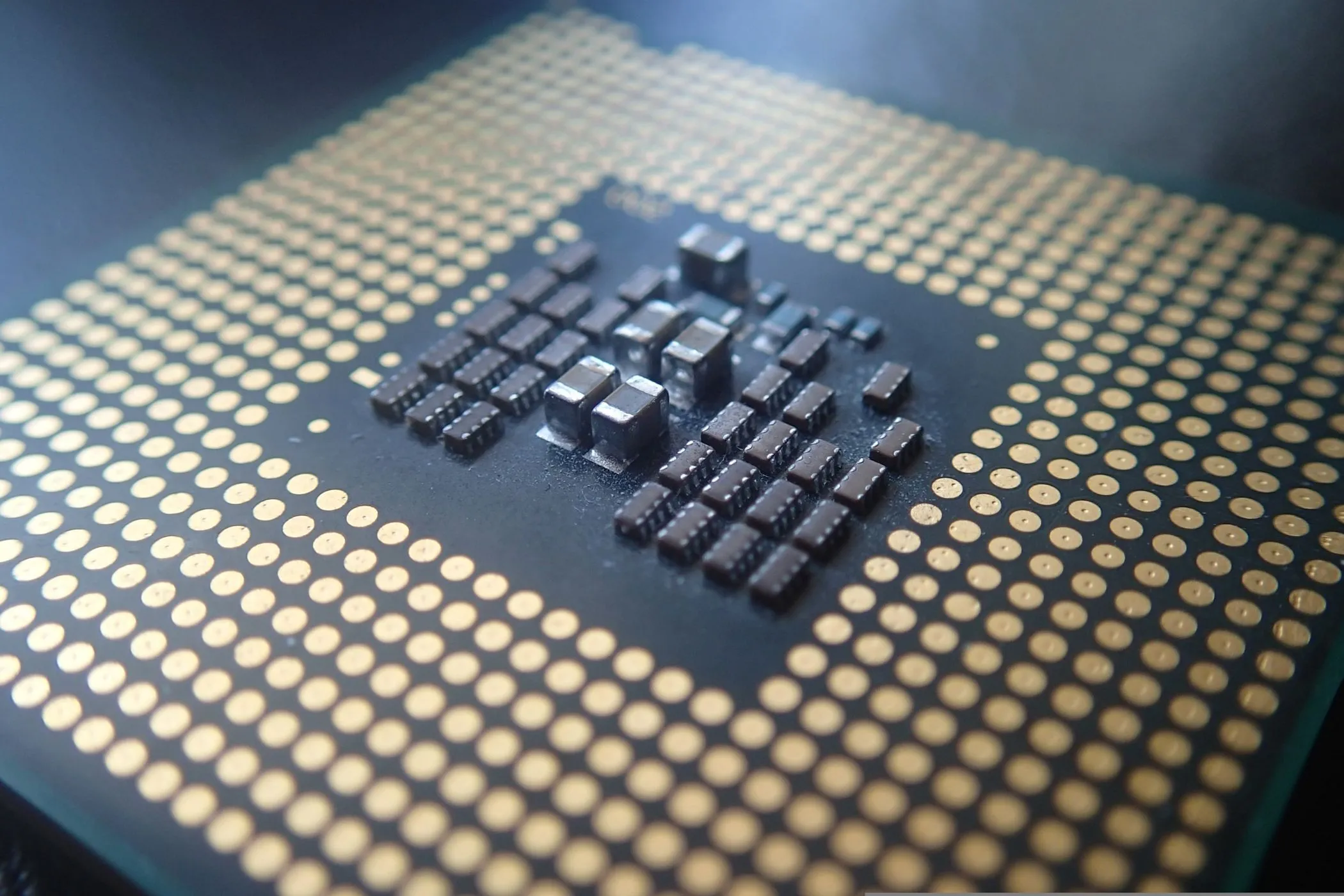 Bộ vi xử lý CPU Intel - Linh kiện cốt lõi ảnh hưởng chi phí xây dựng PC gaming