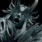 Bốn Vị Vua trong Dark Souls với hiệu ứng ma quái