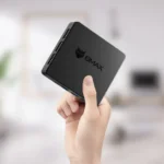 Các cổng kết nối và kích thước nhỏ gọn của BMax B1 mini PC