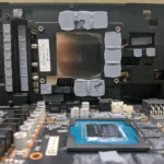 Cận cảnh chip GPU RTX, tản nhiệt và các thermal pad sau khi tháo rời
