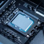 CPU Intel i5-14600K trong socket bo mạch chủ
