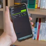 Điện thoại Android hiển thị kết quả chuyển đổi tệp trong ứng dụng ConvertX