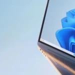 Giao diện cài đặt cho phép điều chỉnh vị trí hiển thị thông báo trên Windows 11, bao gồm tùy chọn fly-out âm lượng