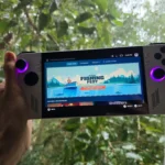 Giao diện cửa hàng SteamOS hiển thị trên màn hình Asus ROG Ally