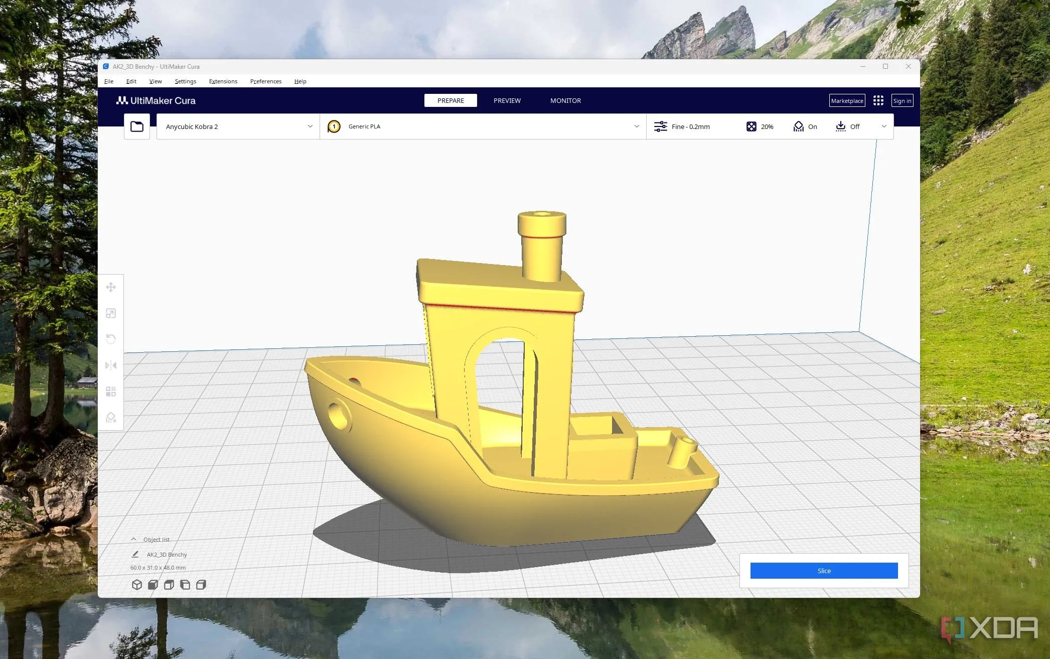 Giao diện phần mềm Cura đang thực hiện quá trình cắt lát mẫu in 3D Benchy