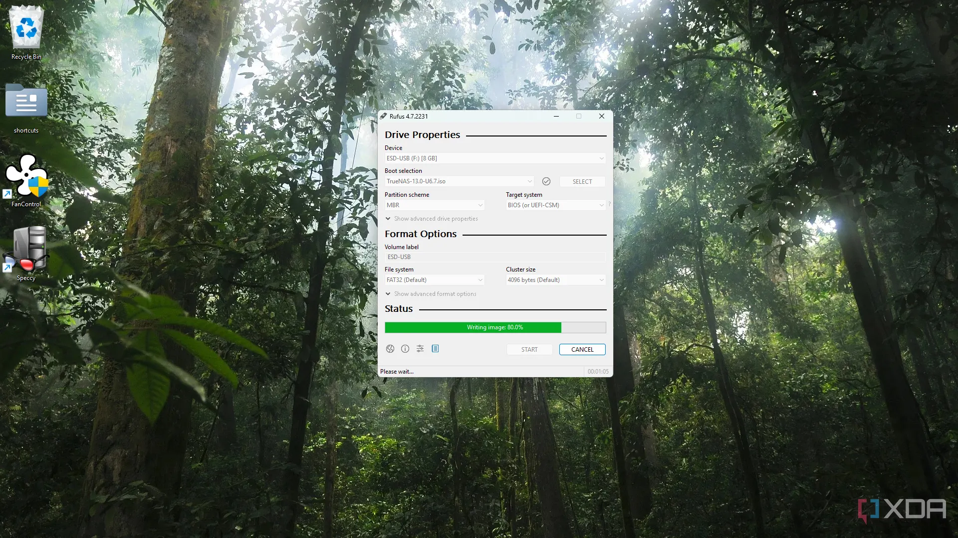 Giao diện Rufus đang tạo USB khởi động Windows