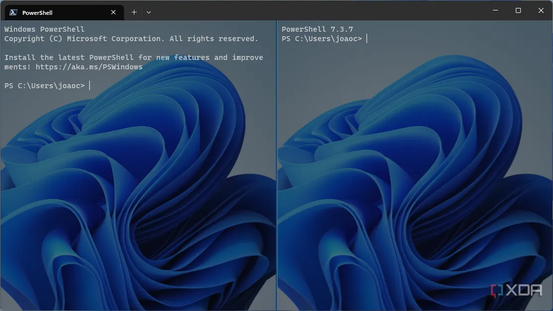 Giao diện Windows Terminal chia đôi màn hình làm việc