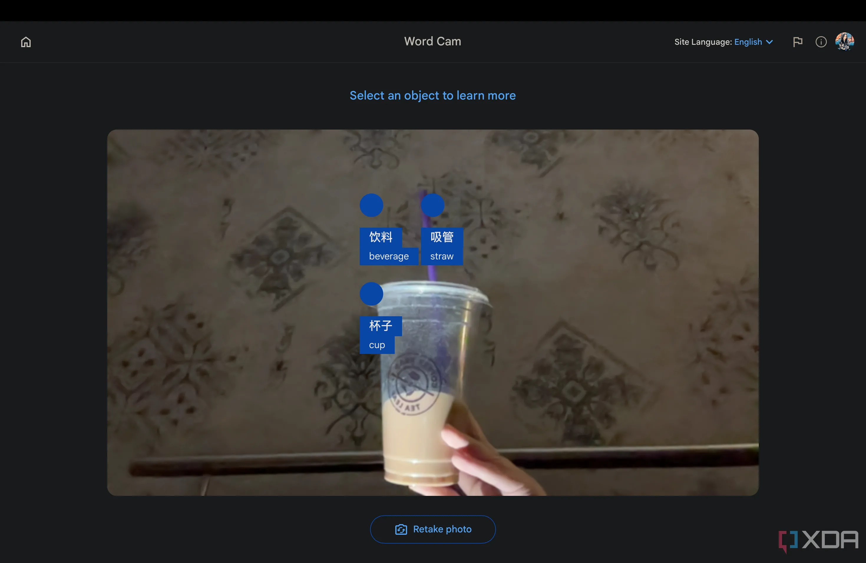 Giao diện Word Cam trong Little Language Lessons của Google Labs, minh họa khả năng nhận diện và dán nhãn vật thể bằng ngôn ngữ mục tiêu.