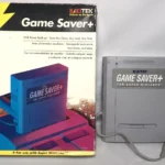 Hình ảnh thiết bị Nakitek Game Saver Plus cho SNES, một phụ kiện gaming retro độc đáo giúp tạo điểm lưu trạng thái game.