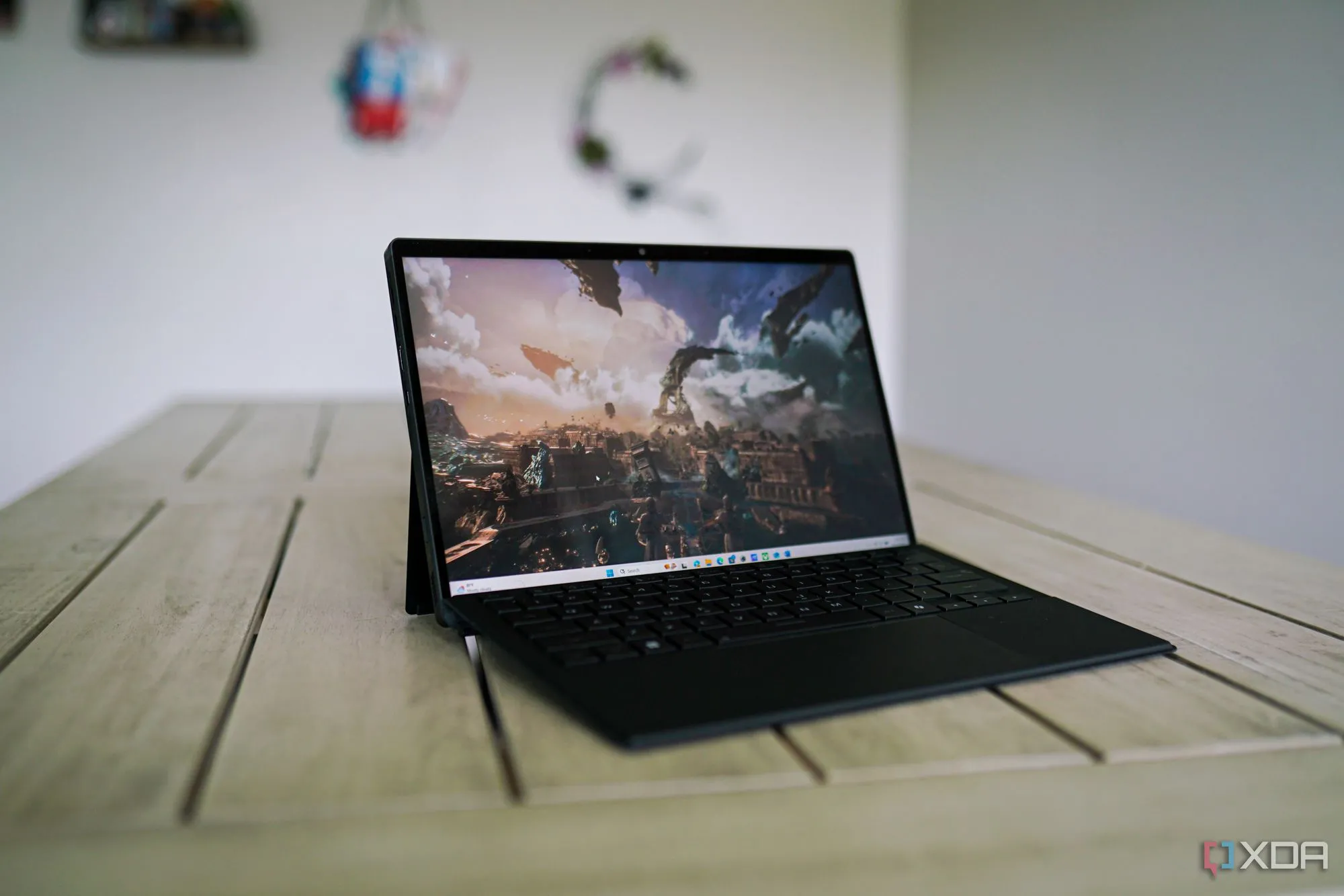 Laptop ASUS ROG Flow Z13 minh họa cho tiềm năng chip Intel Nova Lake di động