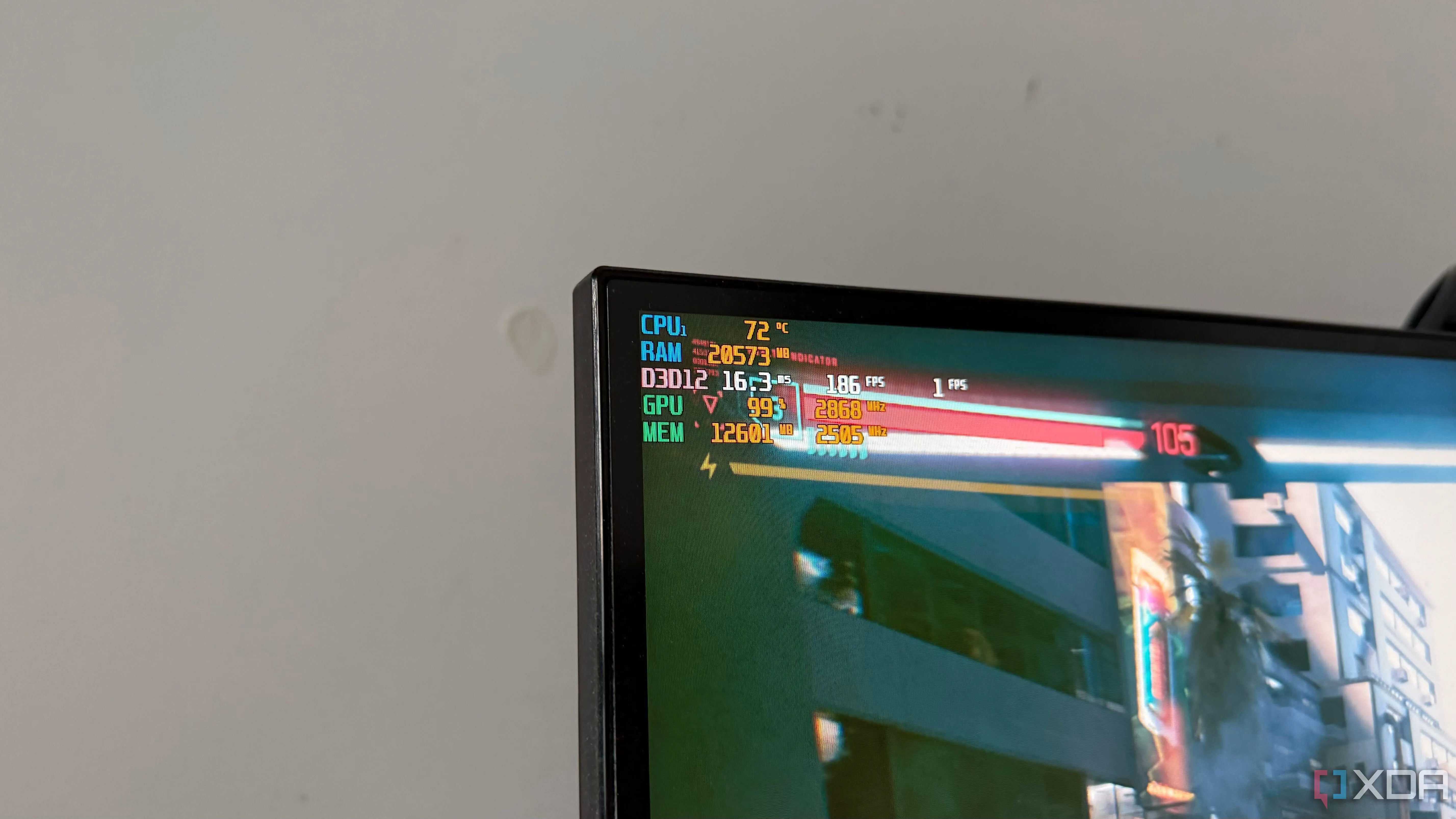 Màn hình hiển thị chỉ số hiệu năng chơi game Cyberpunk 2077, minh họa tác động của công nghệ upscaling