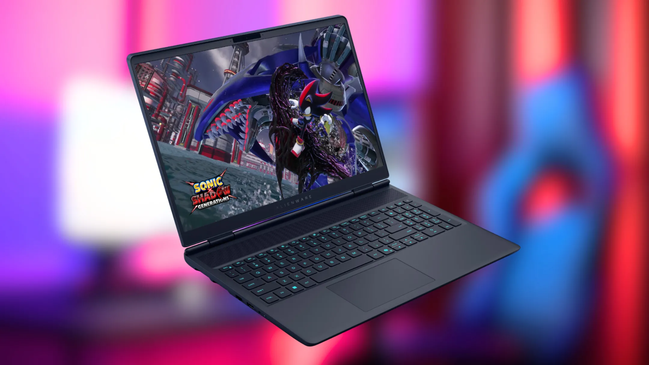 Nội thất bên trong Alienware 16X Aurora với các thành phần hiệu năng cao như CPU và GPU