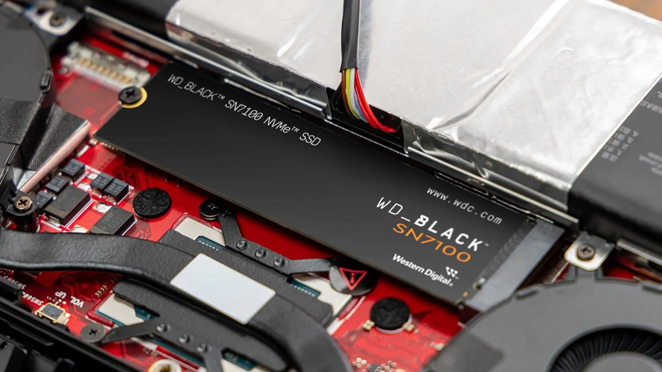 Ổ cứng SSD nội bộ WD_BLACK 4TB SN7100 NVMe chuyên game