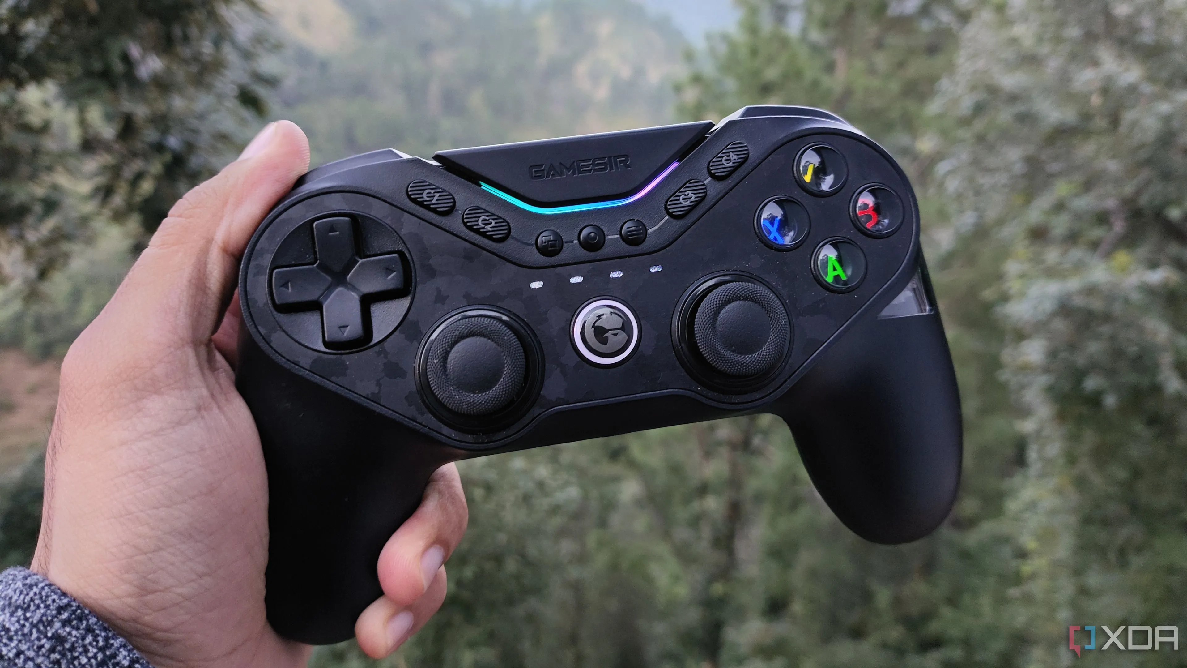 Tay cầm chơi game GameSir Tarantula Pro, biểu tượng cho tương lai phát triển của ngành giả lập game