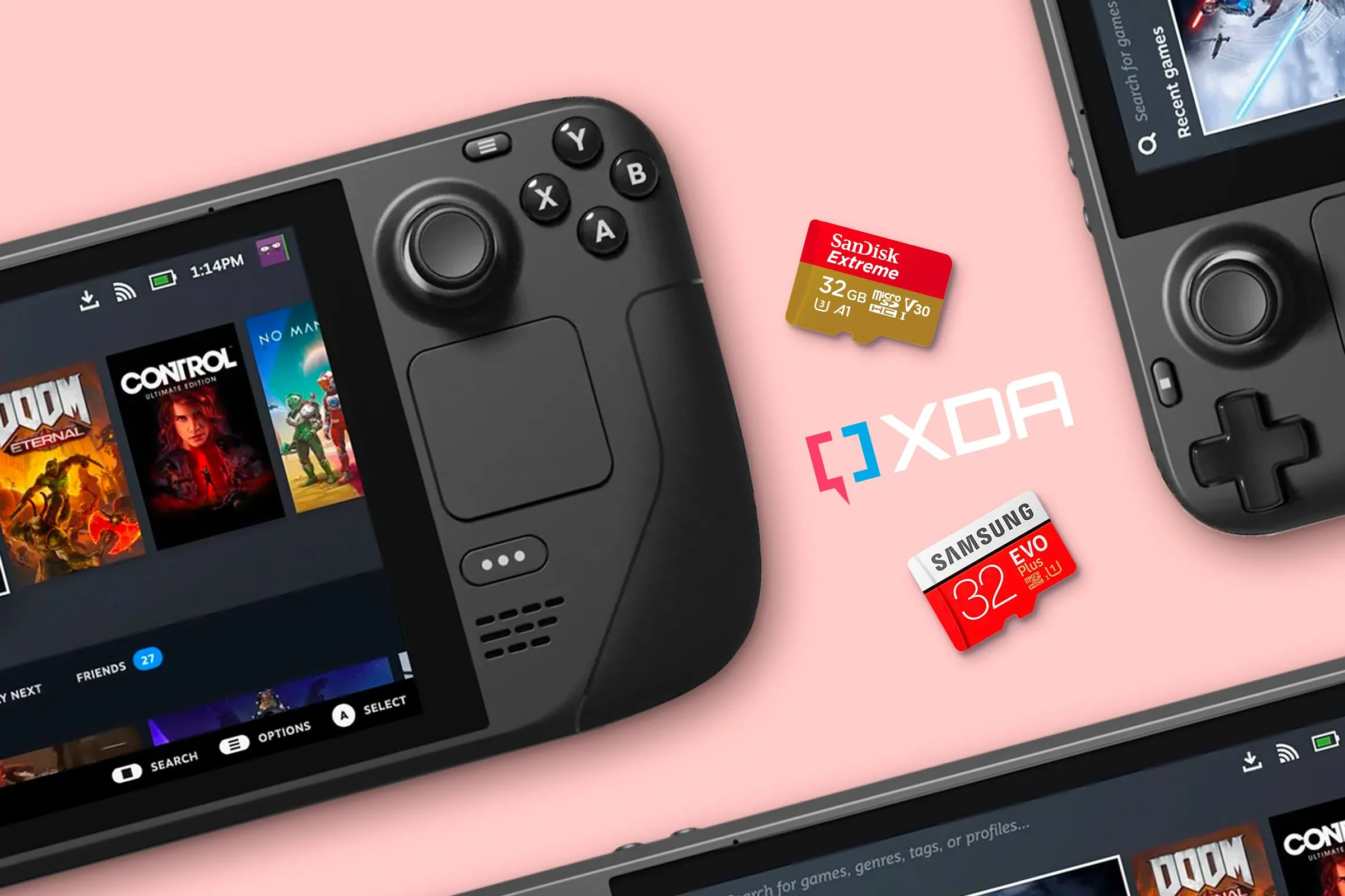 Thẻ nhớ microSD và thiết bị chơi game cầm tay Steam Deck.
