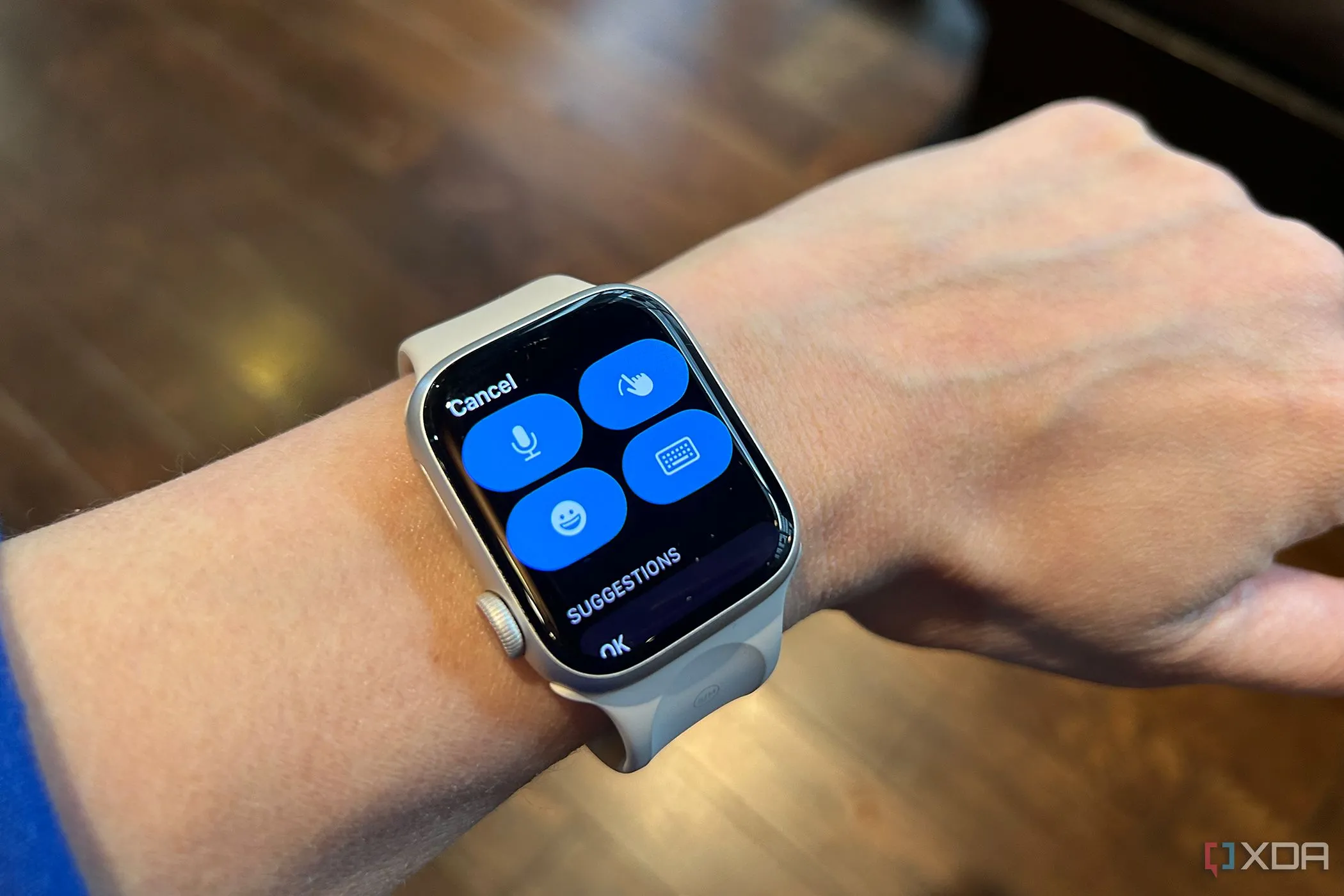 Ứng dụng Facebook Messenger trên Apple Watch